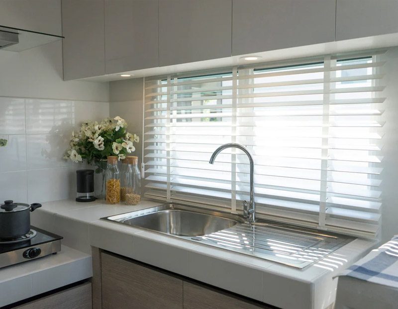 Venetian blinds
